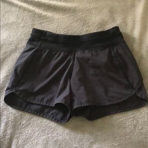 Girls size 8 Ivivva black shorts